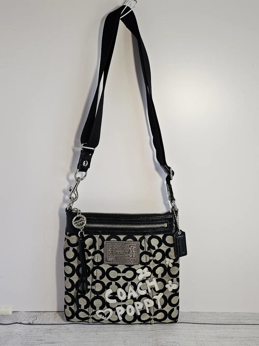 Y2K Coach Poppy Signature Pocket Swing Pack Crossbody